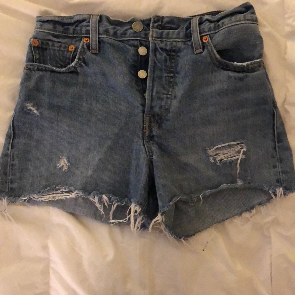 Levi’s shorts
